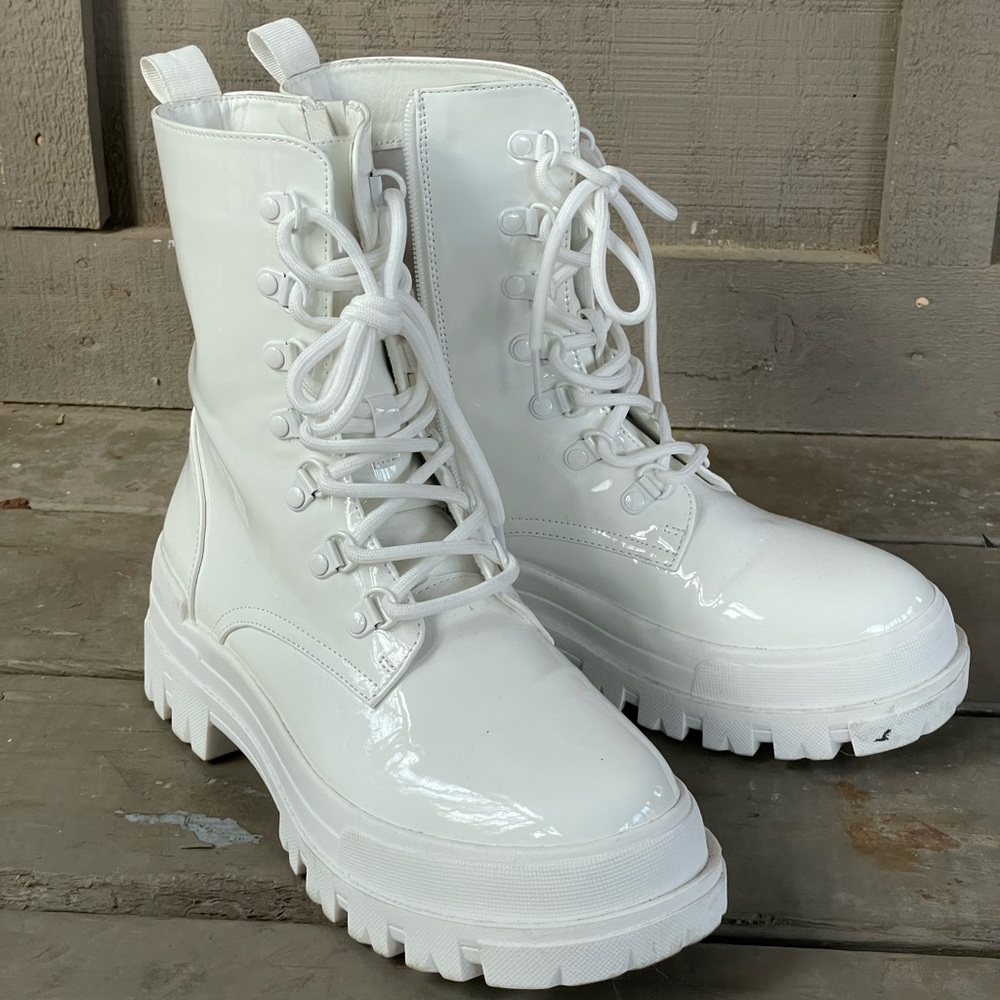 Forever 21 White Pleather lace-up boot